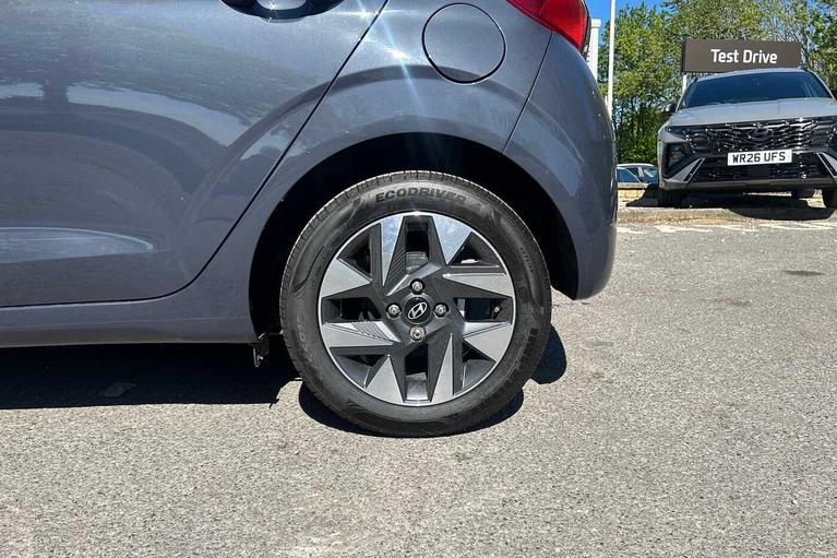 Used Hyundai i10 EA25YCP 9