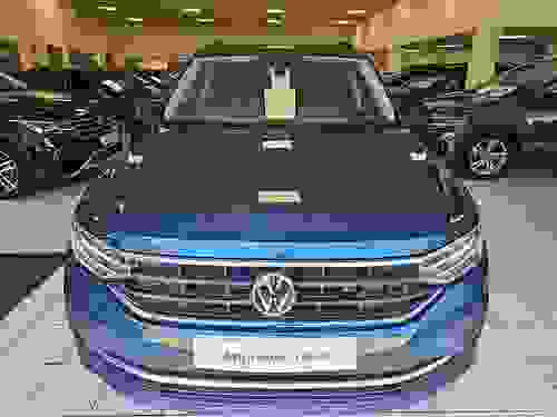 Volkswagen Tiguan Photo modix-e89f567d39ae55d633c25cfec0142d7fff893930.jpg