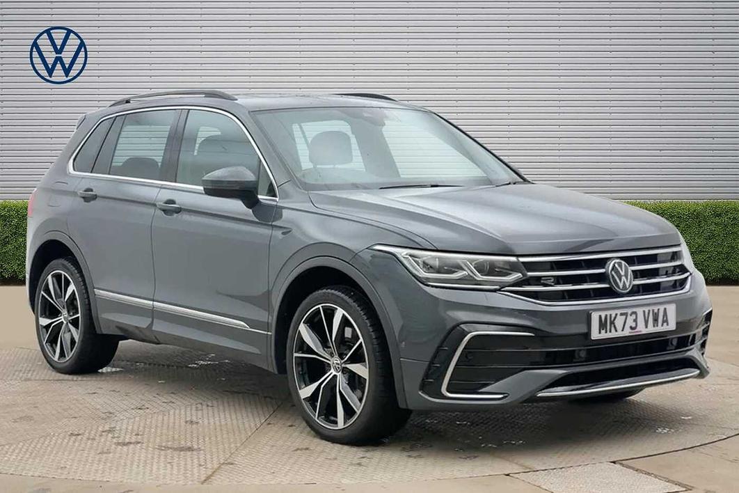 Volkswagen Tiguan 1.4 TSI eHybrid R-Line 5dr DSG **VIENNA LEATHER*PANO ROOF*ELECTRIC TAILGATE**