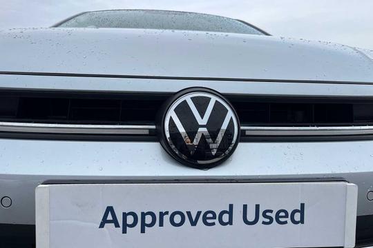 Volkswagen Polo Photo modix-e8e81a8e71e4fbf12cf16bc80f5d6568f68cbf70.jpg