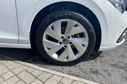 Volkswagen Golf Photo modix-e92277fc053500b9c354617c7c40142b80dd5832.jpg