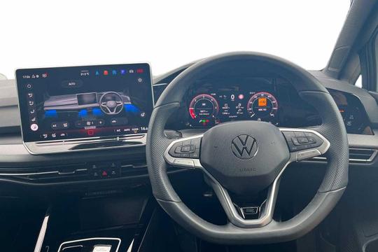Volkswagen Golf Photo modix-eb29486180087267792f83759ad47adf21d60997.jpg