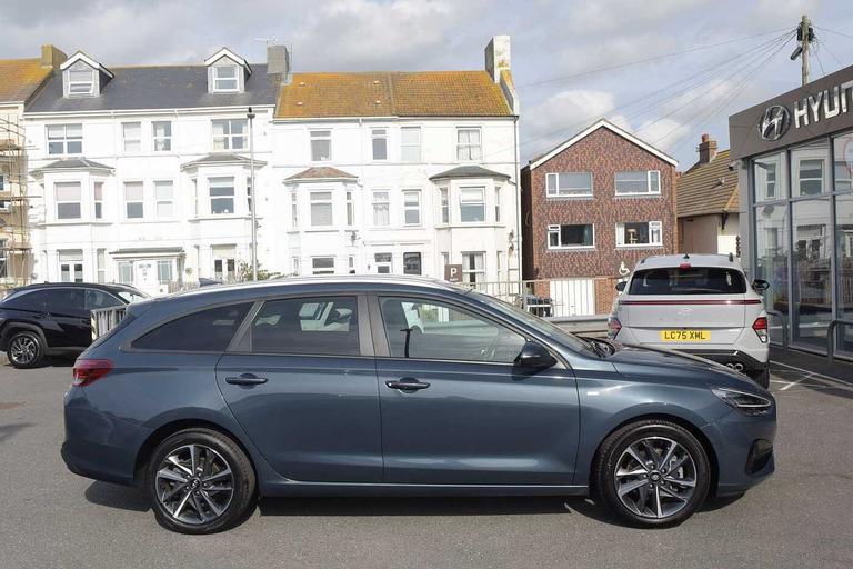 Used Hyundai i30 ML71HJO 4