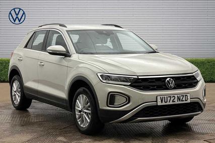 Used 2022 Volkswagen T-roc 1.5 TSI Life 5dr DSG at Martins Group