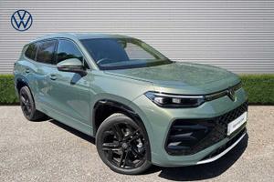 Used 2026 Volkswagen Tayron 1.5 TSI eHybrid R-Line 5dr DSG6 Cipressino Green