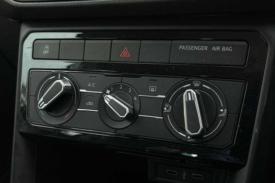 Volkswagen T-Cross Photo modix-edfde2ba29f4bbfcad8cfa95df79ea0f32f37101.jpg