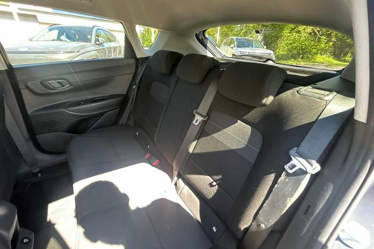 Used Hyundai BAYON YC74LTJ 8