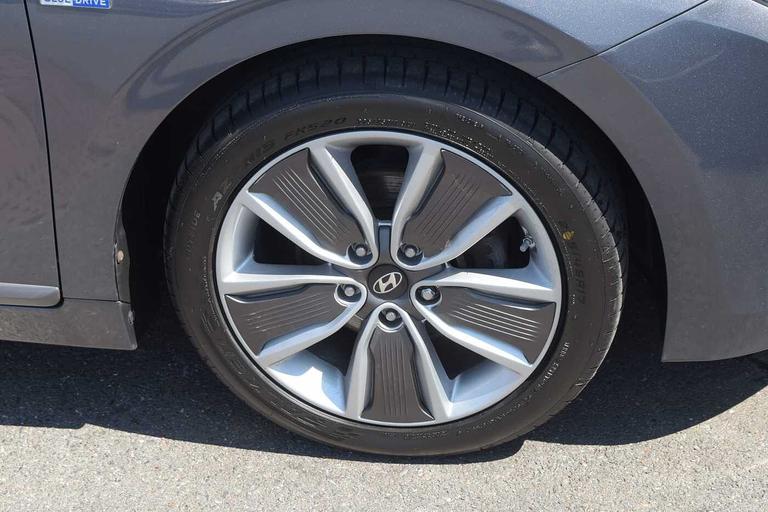 Used Hyundai IONIQ GV18FEU 5