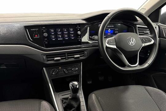 Volkswagen Polo Photo modix-efb69719f13e599e6ea91c5120599b5282d19821.jpg