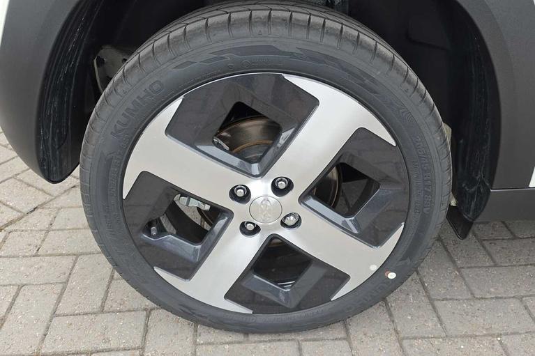 Used Hyundai Inster WP75OMS 9