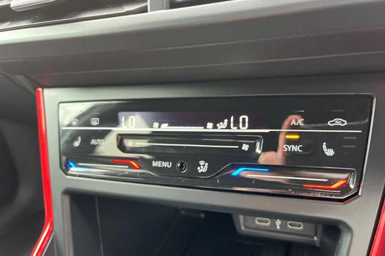 Volkswagen Polo Photo modix-f10f466111340297d93be7e94ac01b7d765f3565.jpg