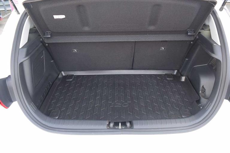 Used Hyundai i20 GV74UNF 16