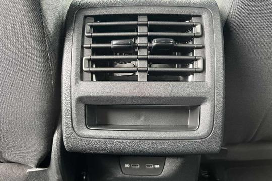 Volkswagen Golf Photo modix-f30444b591f972850182e2474525853897d665e8.jpg