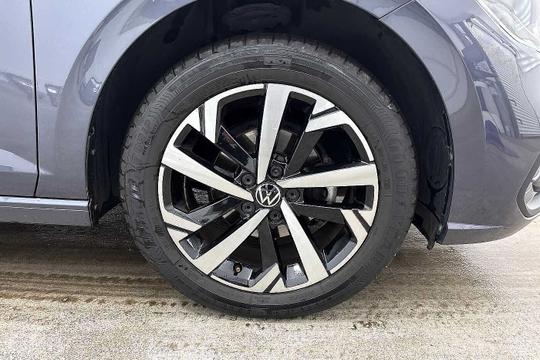 Volkswagen Polo Photo modix-f3cf22de11378e870fd1f17bfe3049bf64fa3db9.jpg