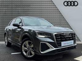 Used 2025 Audi Q2 S line 35 TFSI  150 PS S tronic Daytona Grey Pearl Effect