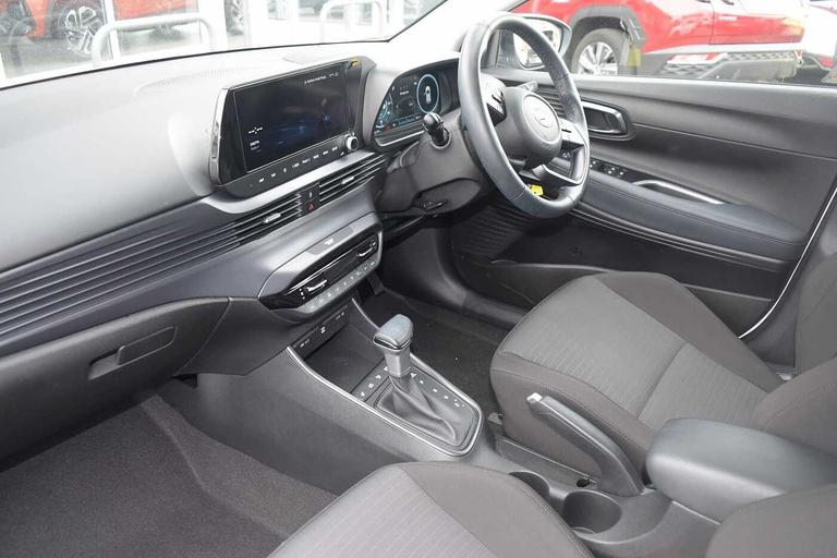 Used Hyundai i20 LF23UGX 13