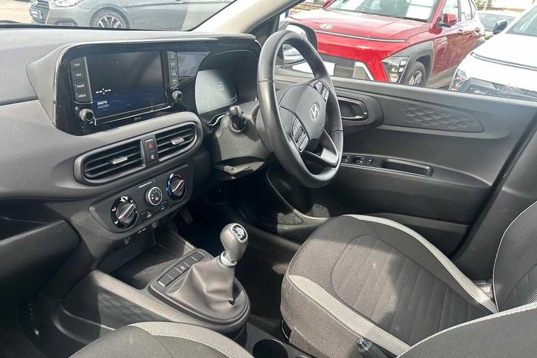 Used Hyundai i10 FMZ8814 2