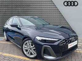Used 2026 Audi A5 Avant S line e-hybrid quattro 299 PS S tronic Firmament blue, metallic