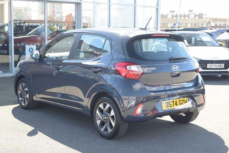 Used Hyundai i10 DS74GOH 9