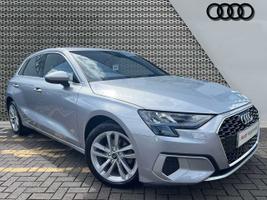 Used 2022 Audi A3 Sportback Sport 35 TFSI  150 PS 6-speed Floret silver, metallic