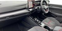 Volkswagen Golf Photo 1