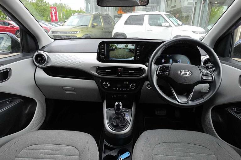 Used Hyundai i10 DY25UGF 4