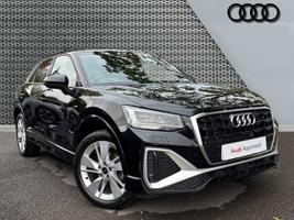 Used 2025 Audi Q2 S line 35 TFSI  150 PS S tronic Mythos Black Metallic