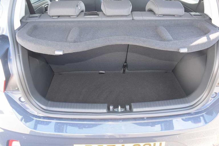 Used Hyundai i10 DS74GOH 14
