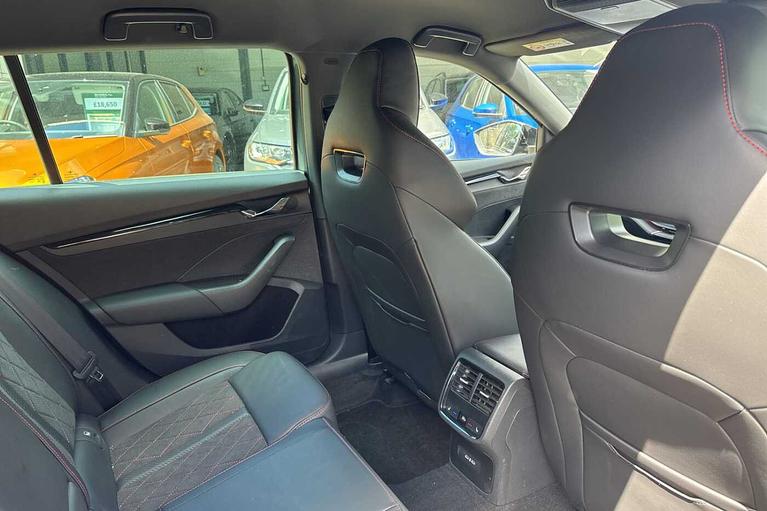 Used Skoda Octavia WU73UPM 13
