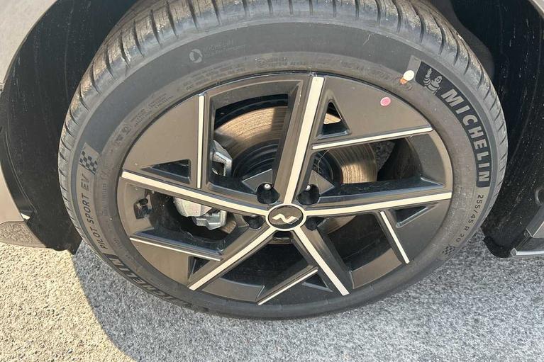 Used Hyundai IONIQ 5 WU26JYR 17