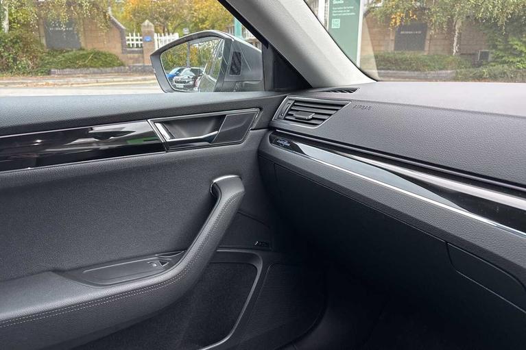 Used Skoda Superb DC73FPJ 15