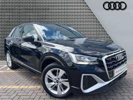 Used 2022 Audi Q2 S line 35 TFSI  150 PS S tronic Mythos black, metallic