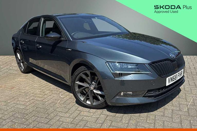 Used Skoda Superb VN68FHR 1