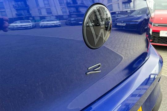 Volkswagen Golf Photo modix-fd5f73b6a10a5796d2bf31ab49ebc183ff4ed420.jpg