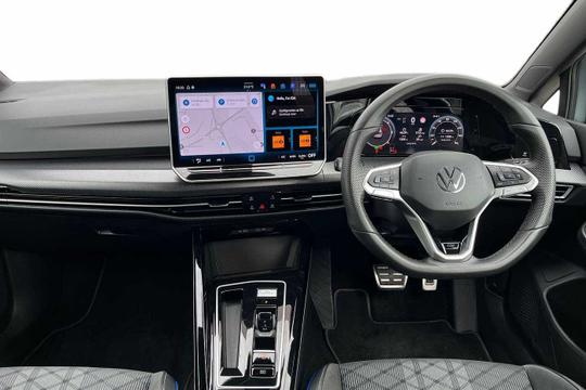 Volkswagen Golf Photo modix-fe4a3988477a7f0ed8b72b560eaf26dbd9bf52d2.jpg