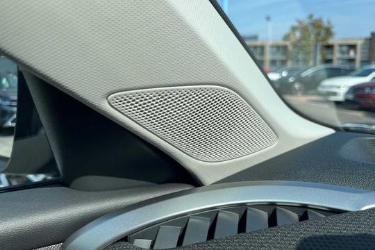 Volkswagen T-roc Photo modix-fe8f4d119b9ba74689af5f92a894408083d8dfab.jpg