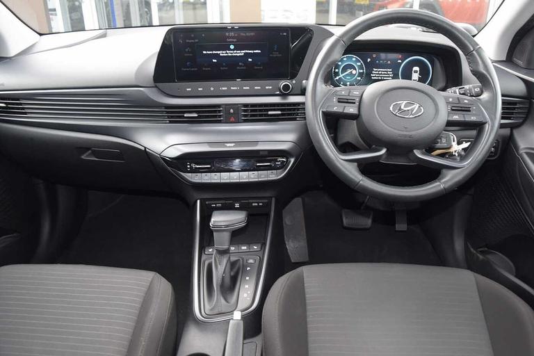 Used Hyundai i20 YT73NCA 17