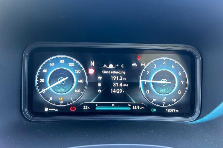 Used Hyundai KONA CU22XZF 14