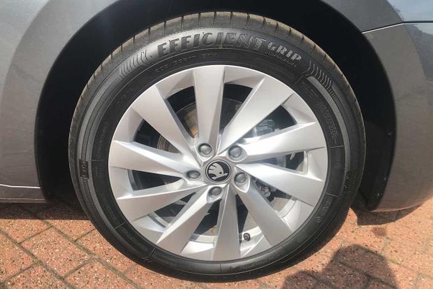 Used Skoda Octavia CV25WPJ 5