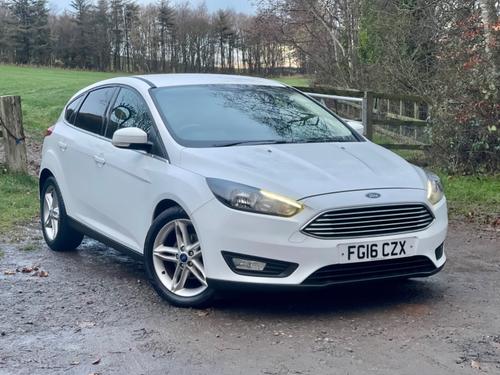 2016 FOCUS 1.0 ECOBOOST 125 ZETEC 5DR PETROL 76,030 MILES MANUAL ONLY 4,999 FROM... photo