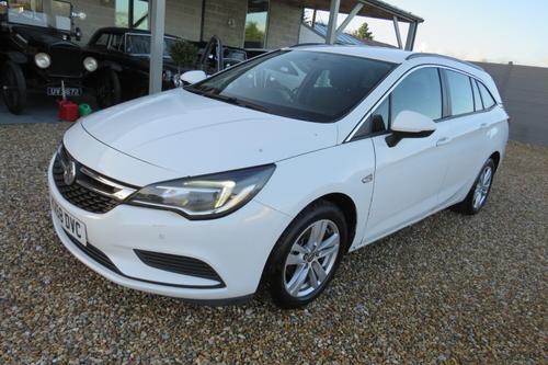 2018 Vauxhall Astra