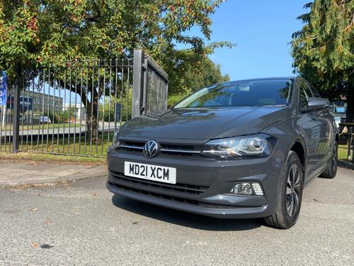 Hatchback Volkswagen Polo Urano Grey Used 2019 Volkswagen Polo TSI