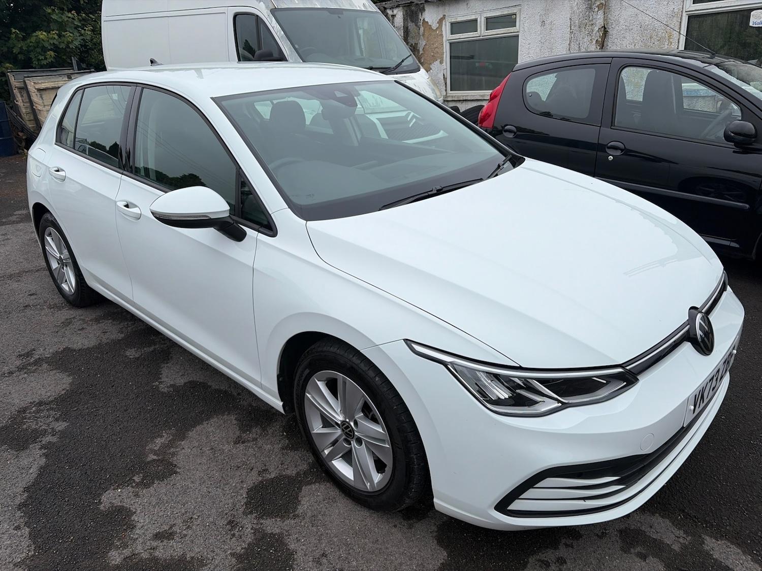 VOLKSWAGEN GOLF 2.0 TDI LIFE 5DR DSG DIESEL 30,000 MILES AUTOMATIC ONLY 18,995 VIEW...