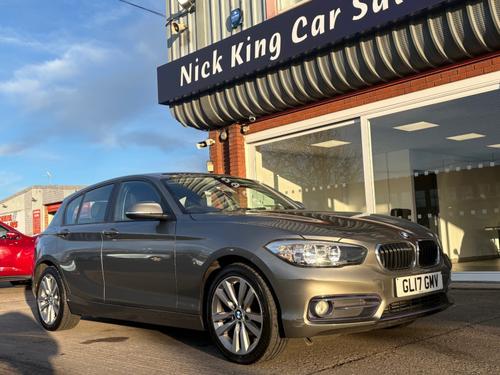 2017 2017 BMW 1 Series 116d Sport 5dr ++ SAT NAV / DAB / BLUETOOTH / ULEZ ++ Diesel photo