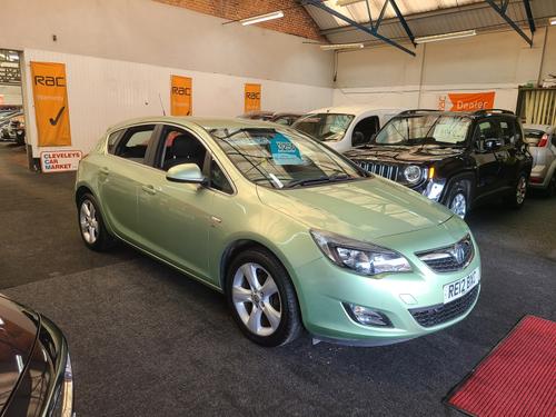 2012 Vauxhall Astra