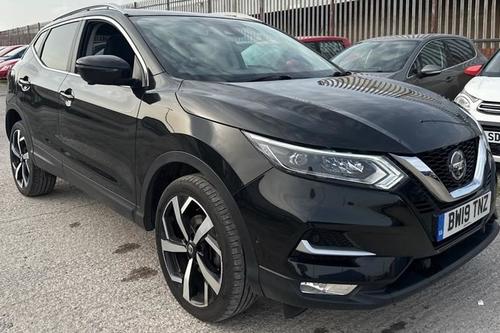2019 NISSAN QASHQAI 1.5 DCI TEKNA 5DR PANROOF BOSE NAV CAMERA 6 SERVICES ULEZ DIESEL... photo
