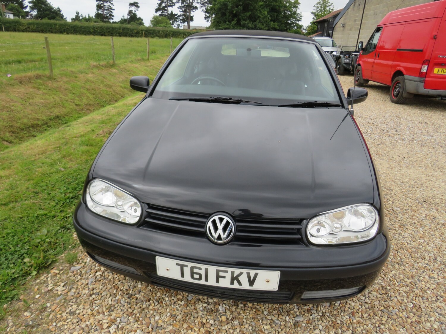 VOLKSWAGEN GOLF 1.8 S 2 DOOR CONVERTIBLE PETROL 104,000 MILES MANUAL ONLY 2,450 VIEW...