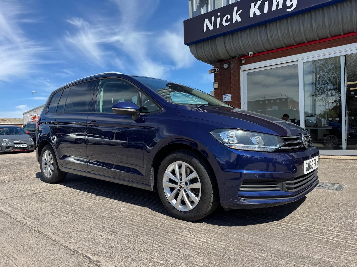 2017 VOLKSWAGEN TOURAN