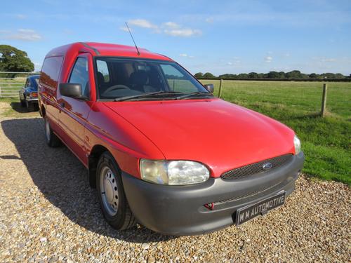 2001 Ford Escort