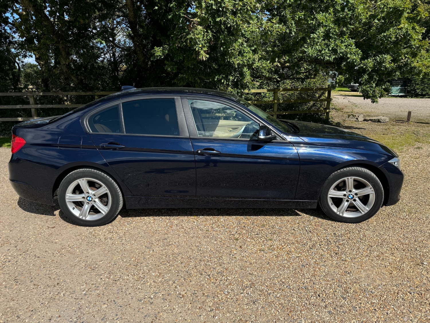 BMW 3 SERIES 320D XDRIVE SE DIESEL 6 SPEED MANUAL DIESEL 123,000 MILES MANUAL ONLY...